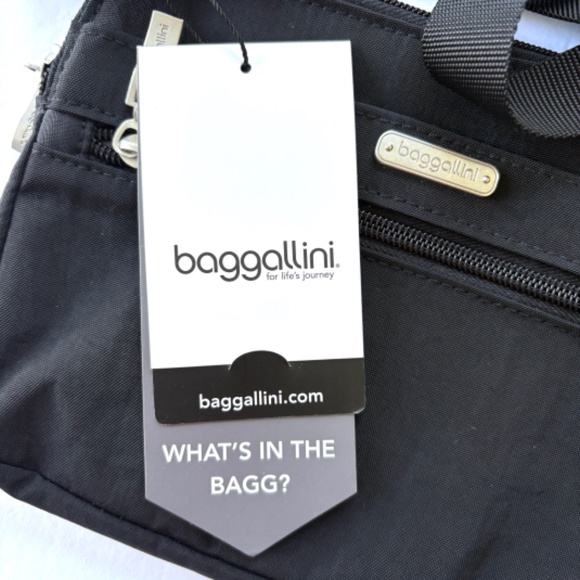 Baggallini Double Zip Medium Black Crossbody Bag RFID Adjustable Strap - Picture 3 of 9